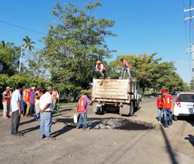 Arranca Elías primera etapa de bacheo en toda la ciudad