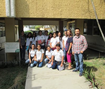 Recibe UdeC visita del Club de Ciencias de Armería