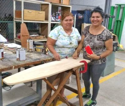 Capacita UdeC a 15 mujeres en el oficio de la carpintería