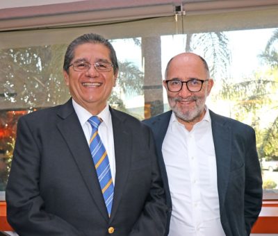 Conversan rector y ex ministro Cossío Díaz en la FIL 2019