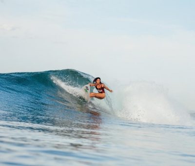 Ilusiona a la surfista Laura González llegar a Juegos Olímpicos de Tokio