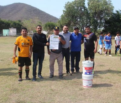 Diputados Riult Rivera y Rigo García Negrete inician torneos deportivos en Tecomán
