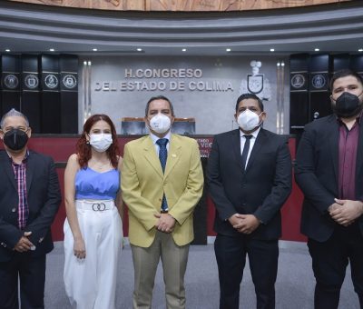 Reciben universitarios Premio Estatal de Periodismo 2022