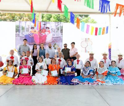 Con bailes de Jalisco y Sinaloa, se gradúan estudiantes del Ballet Mitoteliztli