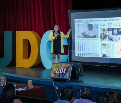 Gana alumna de Ciencias Médicas concurso de Tesis en 3 Minutos, sede Colima