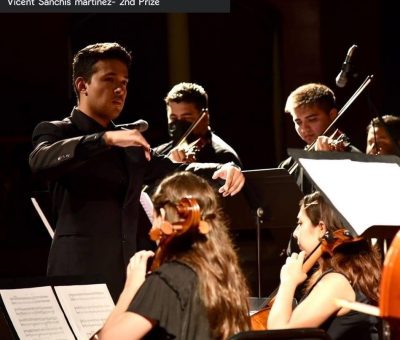 Gana alumno del IUBA premio de dirección orquestal en concurso Caneres, Viena