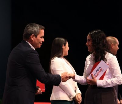 Premio Peña Colorada, una motivación para enfrentar los retos de la vida: Rector