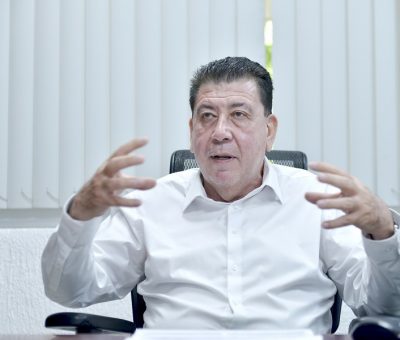 Participan universitarios en coloquio nacional de educación media superior