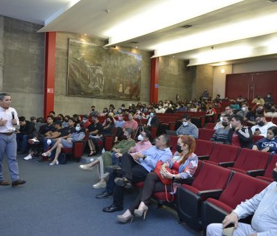 Conocimiento de políticas públicas, de gran ayuda para gobernar: Rector