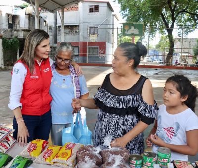 Margarita Moreno apoya economía familiar con “Tiendita Contigo”