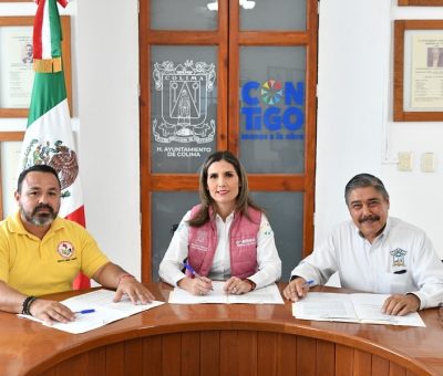 Margarita Moreno cumple a las y los trabajadores del Ayuntamiento de Colima