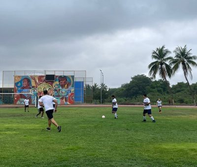 Participan 11 equipos en el 2º. Torneo Estatal de Futbol Para Instituciones de Emergencia, convocado por PC municipal