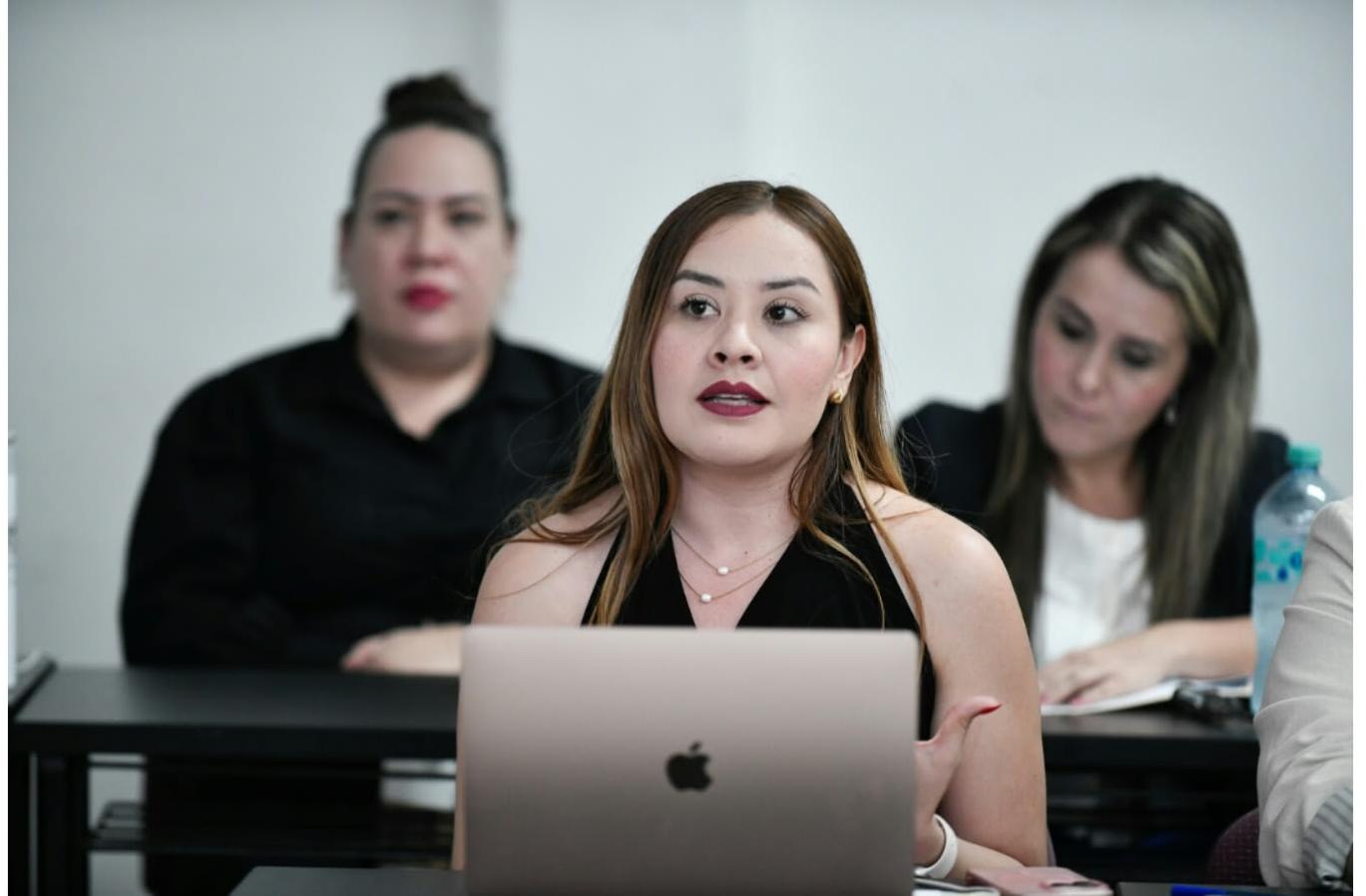 Plantean en UdeC una transformación digital centrada en las personas