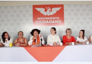 Ma. Elena Abaroa manifiesta respaldo y solidaridad a Enrique Alfaro