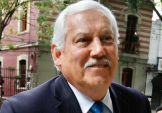 Por austeridad recortan a casi 700 empleados de Sader