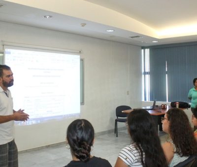 Llevan a cabo taller sobre recursos marinos y costeros, en Manzanillo