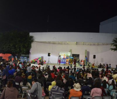 Por una semana lleva  Ayuntamiento Festival del Día de Reyes y la tradicional Rosca a comunidades