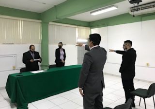 Realizan ceremonia de titulación semi presencial, en Tecomán