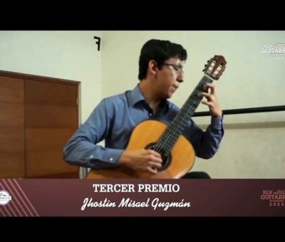 Alumno del IUBA logra tercer lugar en Festival de Guitarra de Paracho