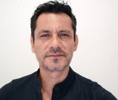 Podría algoritmo identificar señales de suicidio a través de redes sociales