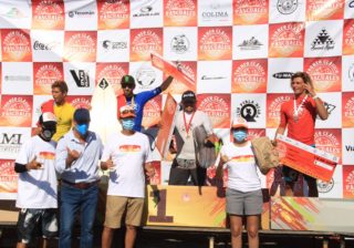 Premia Gobierno del Estado a ganadores del Torneo de Surf Clásico de Pascuales