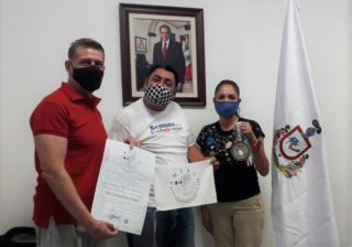 Distingue Amexco México a colimense con “Medalla Nacional al Altruismo”