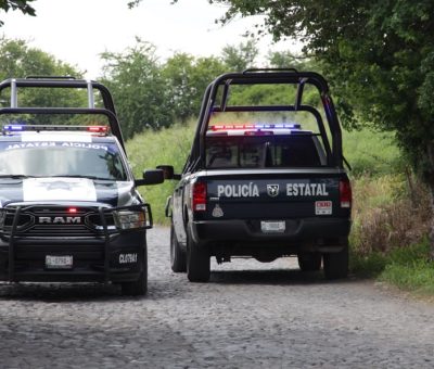 En la comunidad de Tepames, policías estatales aseguran armas cortas y largas