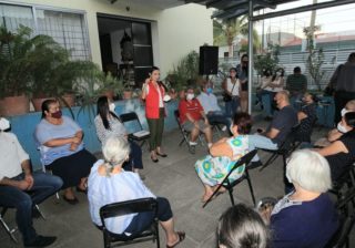 Sostiene Mely Romero encuentros en seis colonias y una comunidad de la capital
