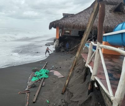 Deja «Nora» centenar de enramadas afectadas en la zona de playas