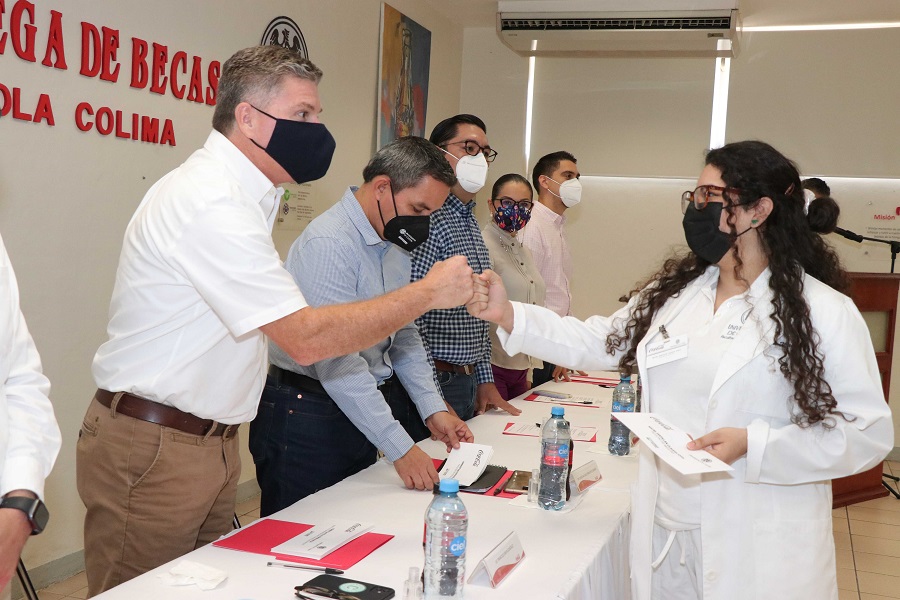 Debe educación formar en habilidades para el futuro: Francisco Brun