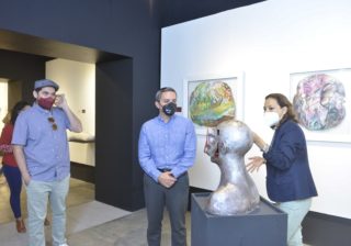Visita rector obras que expone el Museo del Paso por su décimo aniversario