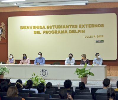 Reciben a 111 jóvenes del país y Colombia que realizarán su verano de investigación en la UdeC