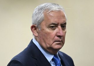 Sentencian a 16 años de cárcel a ex presidente de Guatemala, por corrupción