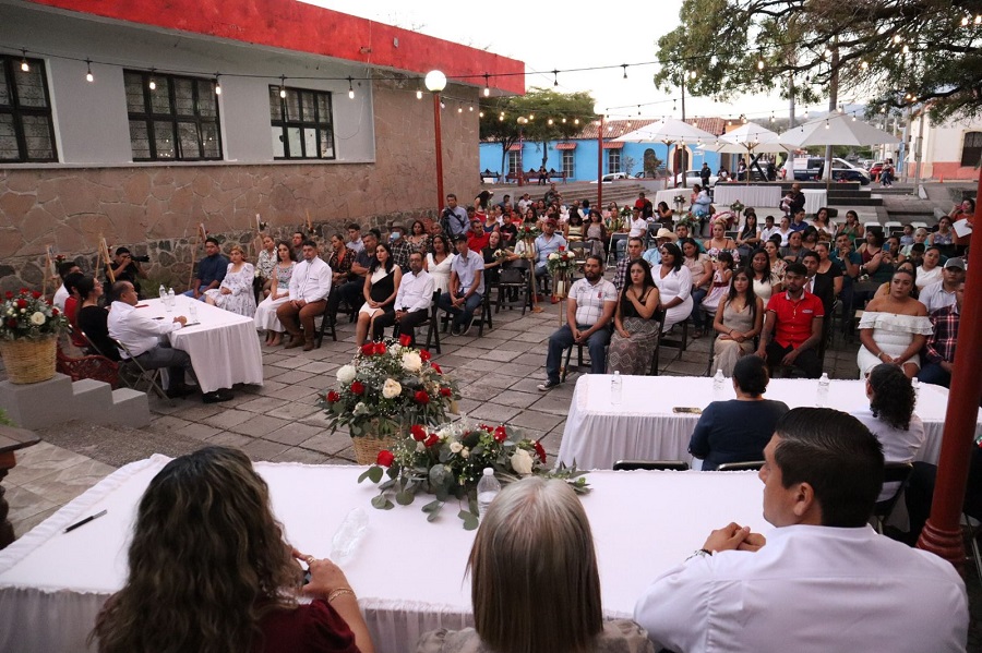Hubo jornada de Matrimonios Colectivos en Cuauhtémoc