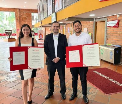 Obtienen egresados de Economía doble titulación México-Colombia