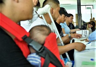 Entrega Ayuntamiento apoyos para 20 familias con necesidades especiales