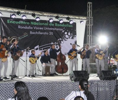 Celebra Rondalla de Tecomán 21 años de canto y guitarra