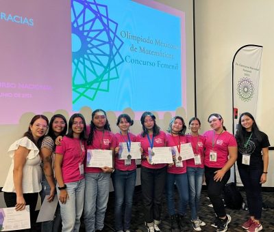 Ganan alumnas dos medallas de plata y una de bronce en concurso nacional de matemáticas