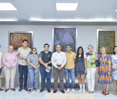 Visitan al rector cinco estudiantes de la UdeC que cursarán posgrado en universidades de EEUU