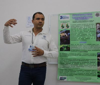 Participan universitarios en Coloquio Nacional de Formación Docente