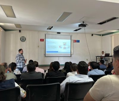 Capacitan en protección civil a directivos y jefes de brigada, en Tecomán