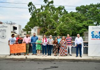 Margarita Moreno hace entrega del nuevo puente de la calle Dr. Miguel Galindo