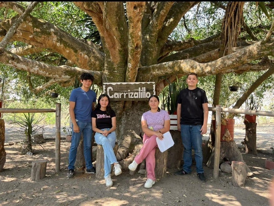 Dos videos de estudiantes del 18, finalistas del  concurso nacional ANUIES en Corto 2024