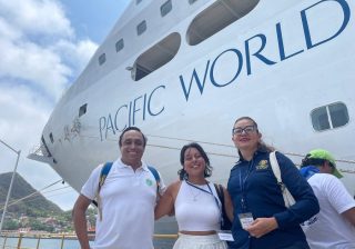 Comparten académicos universitarios saberes y sabores en el internacional Barco de la Paz