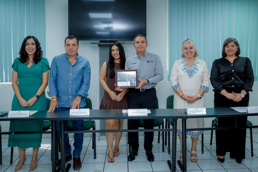 Estudiantes de Economía expandieron sus horizontes de negocios, finanzas, académicos y culturales en Alemania